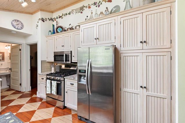 123 S Ferry Drive, Lake Mills, WI 53551