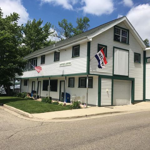 123 S Ferry Drive, Lake Mills, WI 53551