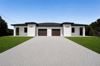 330 / 332 Bell BLVD S, Lehigh Acres, FL 33974