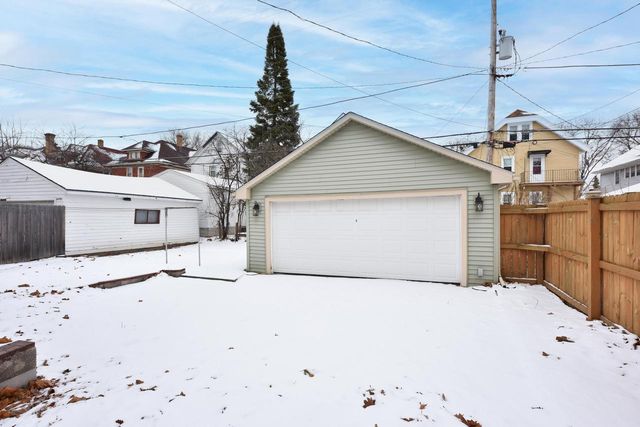 1532 N 58th STREET, Milwaukee, WI 53208