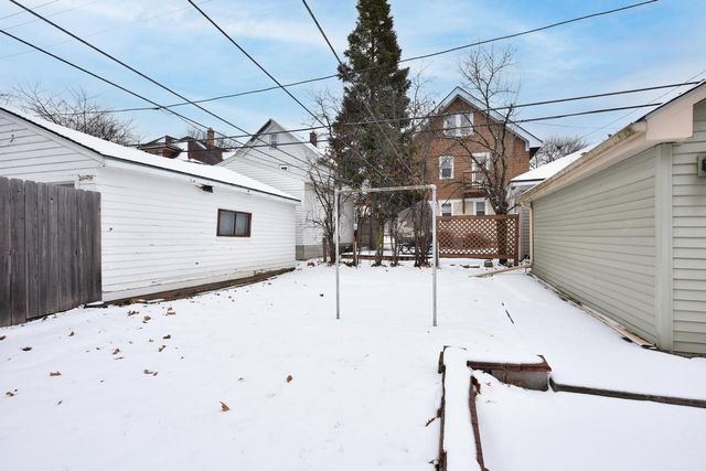 1532 N 58th STREET, Milwaukee, WI 53208