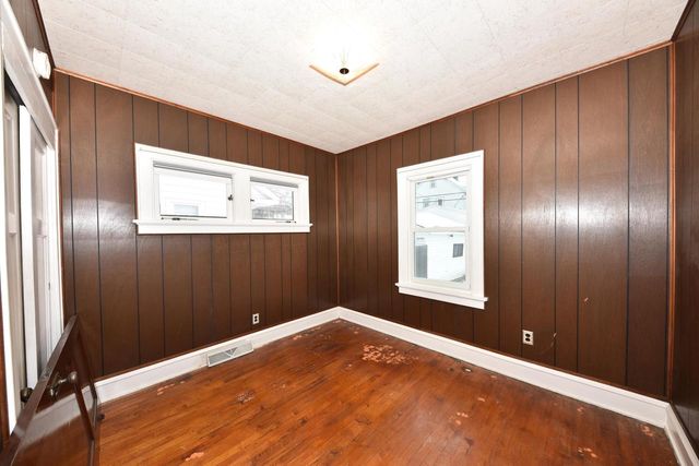 1532 N 58th STREET, Milwaukee, WI 53208