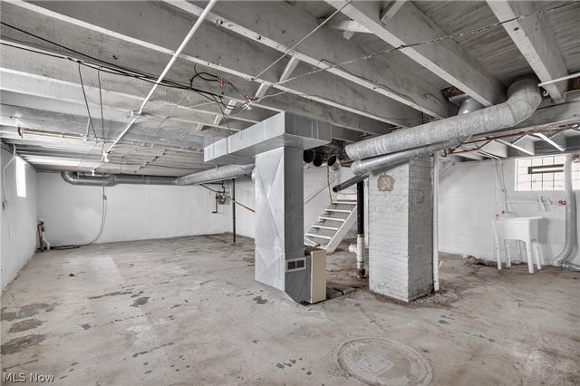 3527 E 140th Street, Cleveland, OH 44120