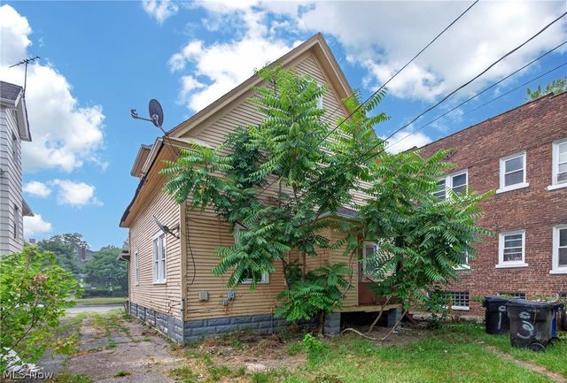 3527 E 140th Street, Cleveland, OH 44120