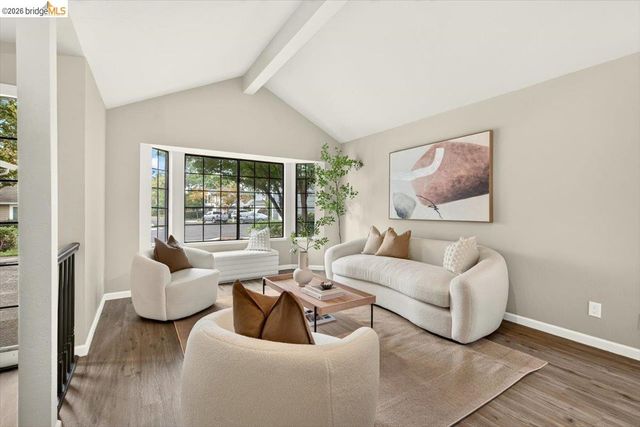 29 Captains Dr, Alameda, CA 94502