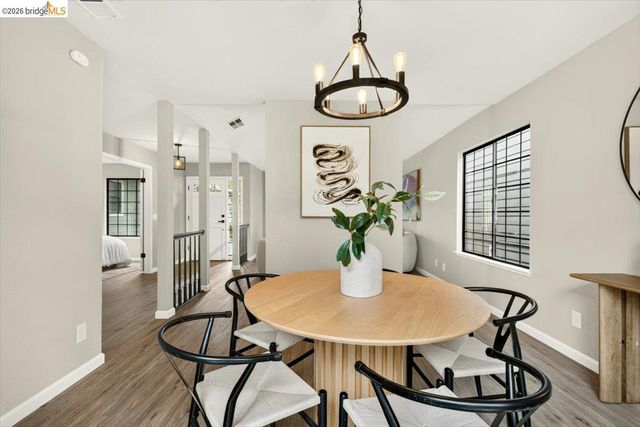 29 Captains Dr, Alameda, CA 94502