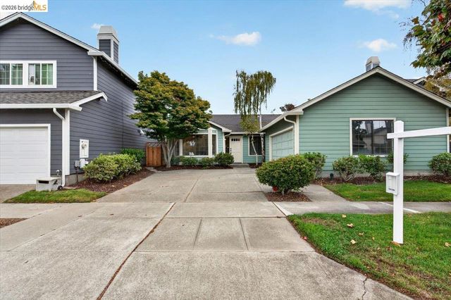 29 Captains Dr, Alameda, CA 94502