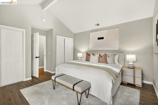 29 Captains Dr, Alameda, CA 94502