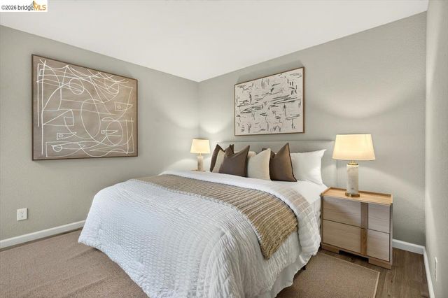 29 Captains Dr, Alameda, CA 94502