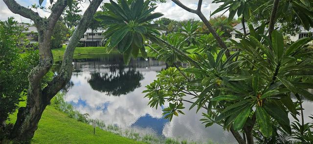 2262 Discovery Circle, Deerfield Beach, FL 33442