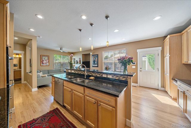 2825 Akron Street, Denver, CO 80238