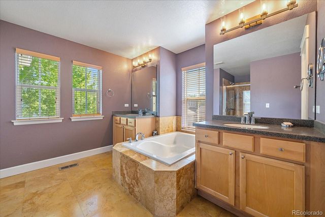 2825 Akron Street, Denver, CO 80238