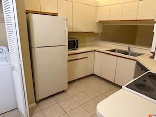 6531 SE Federal Highway H1-201, Stuart, FL 34997