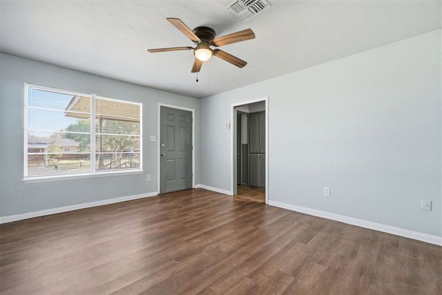 4320 NW Pollard Ave, Lawton, OK 73505