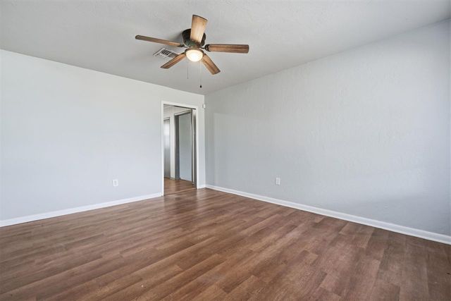 4320 NW Pollard Ave, Lawton, OK 73505