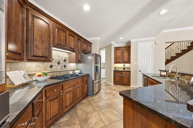 2603 Hendricks Lakes Drive, Spring, TX 77388