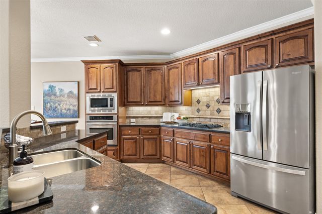 2603 Hendricks Lakes Drive, Spring, TX 77388