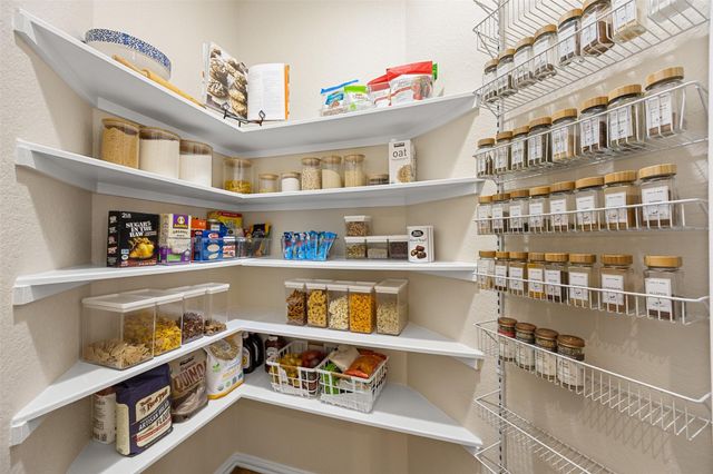 2603 Hendricks Lakes Drive, Spring, TX 77388