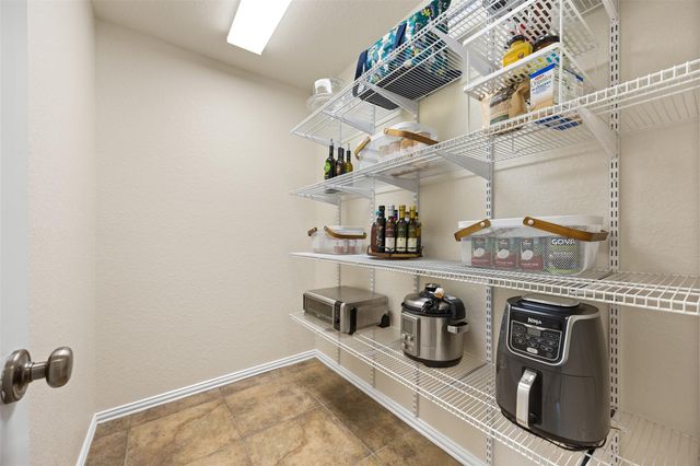 2603 Hendricks Lakes Drive, Spring, TX 77388