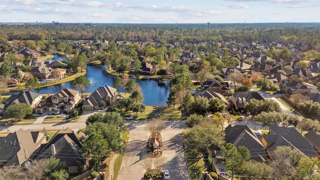 2603 Hendricks Lakes Drive, Spring, TX 77388