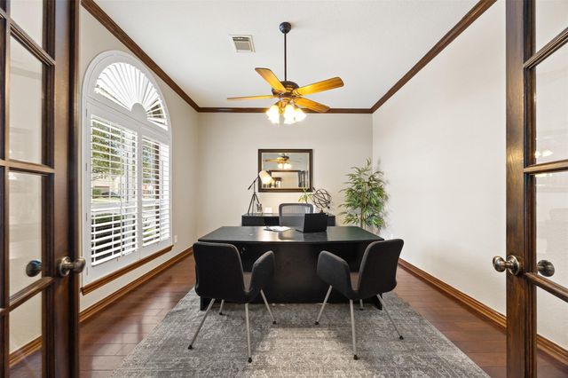 2603 Hendricks Lakes Drive, Spring, TX 77388