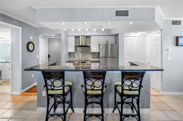 8960 Colonnades CT E 921, Bonita Springs, FL 34135