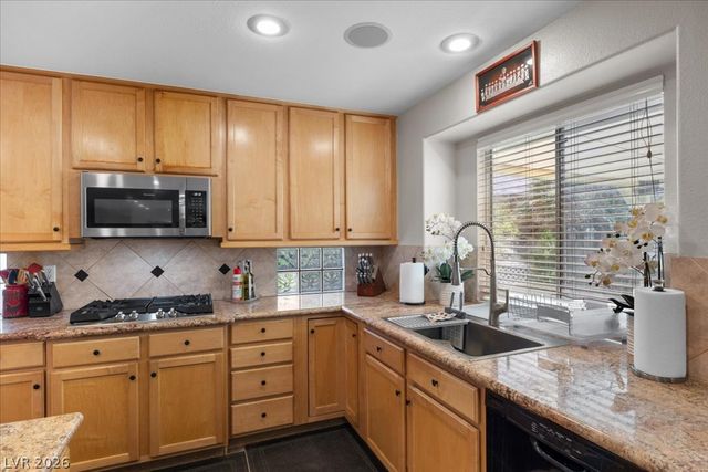 6681 Blue Sapphire Avenue, Las Vegas, NV 89110