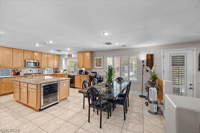 6681 Blue Sapphire Avenue, Las Vegas, NV 89110