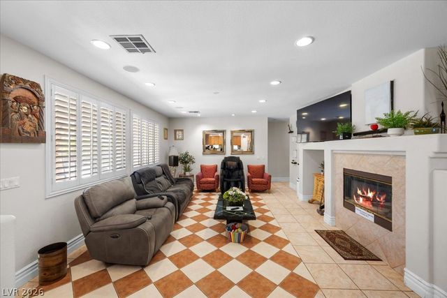 6681 Blue Sapphire Avenue, Las Vegas, NV 89110