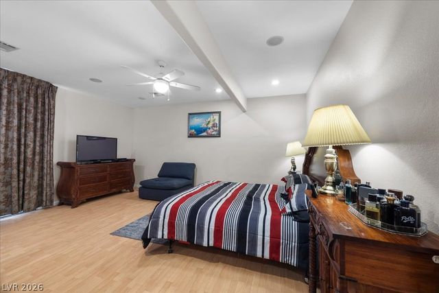 6681 Blue Sapphire Avenue, Las Vegas, NV 89110