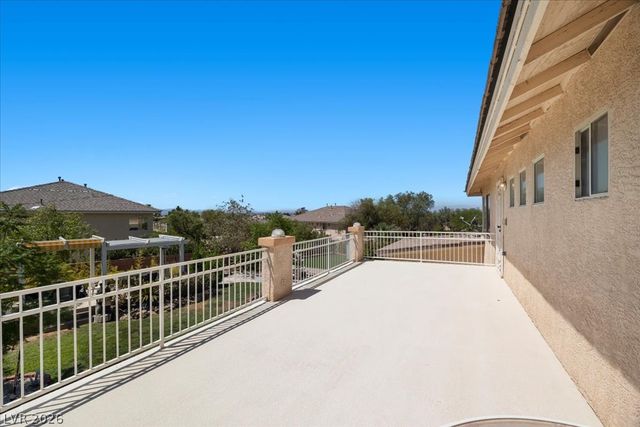 6681 Blue Sapphire Avenue, Las Vegas, NV 89110