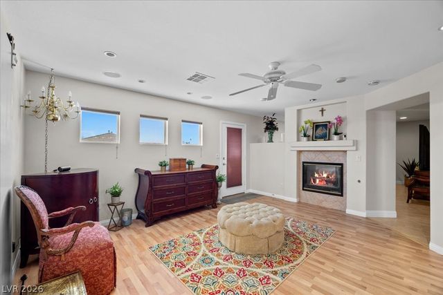6681 Blue Sapphire Avenue, Las Vegas, NV 89110