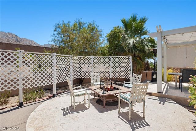 6681 Blue Sapphire Avenue, Las Vegas, NV 89110