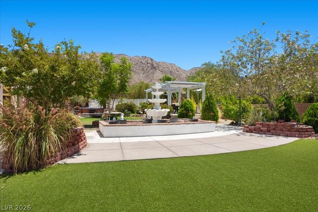 6681 Blue Sapphire Avenue, Las Vegas, NV 89110