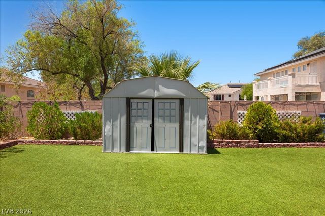 6681 Blue Sapphire Avenue, Las Vegas, NV 89110