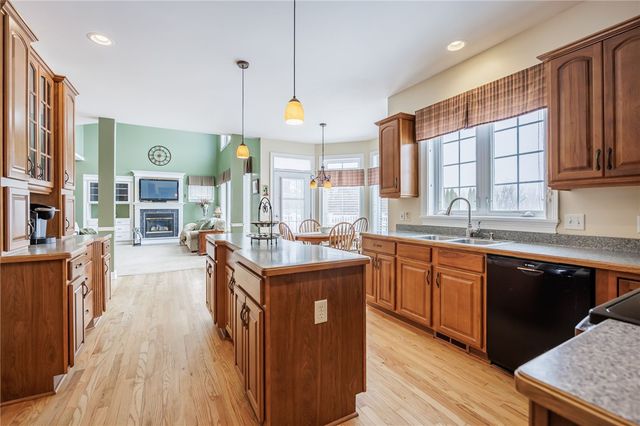 3 Chamber Valley Estates, Ogden, NY 14559