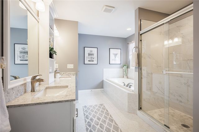 3 Chamber Valley Estates, Ogden, NY 14559