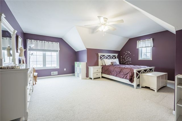 3 Chamber Valley Estates, Ogden, NY 14559