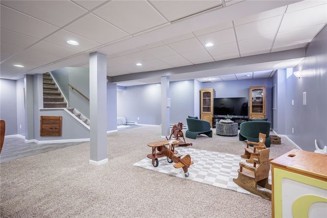 3 Chamber Valley Estates, Ogden, NY 14559