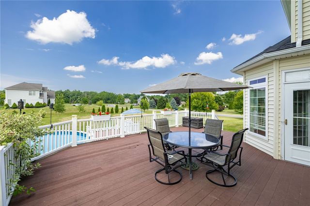 3 Chamber Valley Estates, Ogden, NY 14559