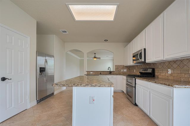 5703 Saragosa Drive, Richmond, TX 77469