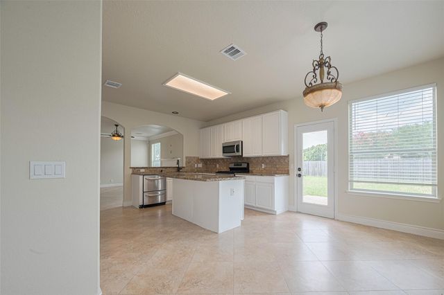 5703 Saragosa Drive, Richmond, TX 77469