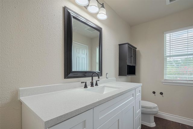 5703 Saragosa Drive, Richmond, TX 77469