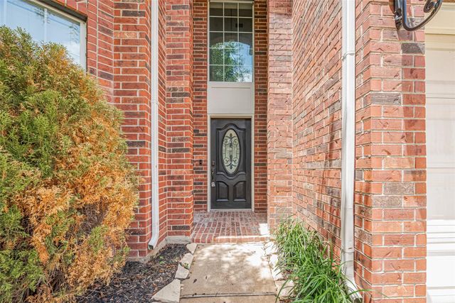 5703 Saragosa Drive, Richmond, TX 77469