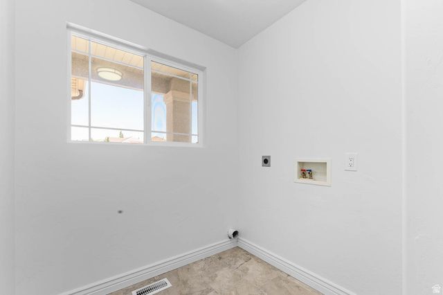 3375 W PRINCEVILLE, Syracuse, UT 84075