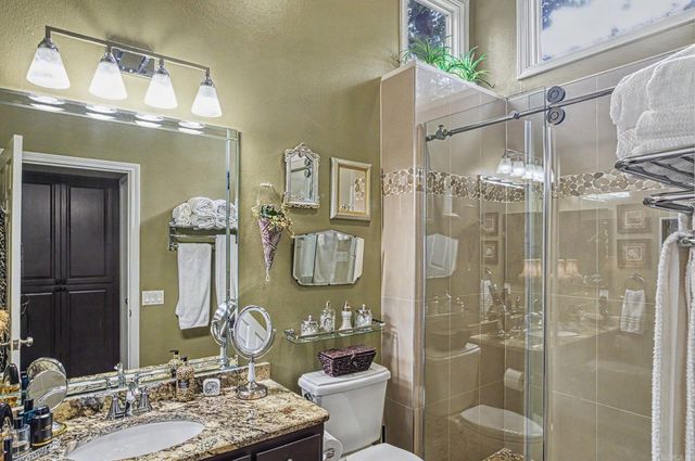 10 Alarcon Lane, Hot Springs Village, AR 71909