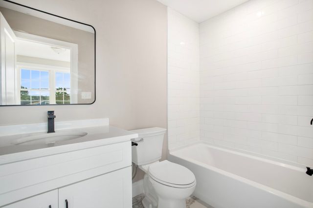 661 Washington Aveue 2, Revere, MA 02151