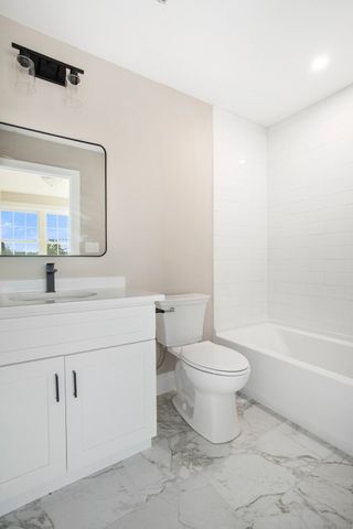 661 Washington Aveue 2, Revere, MA 02151