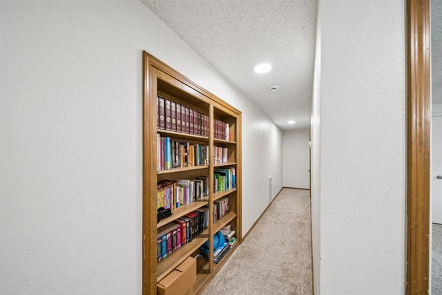 14212 E Dogwood Lane, Claremore, OK 74019