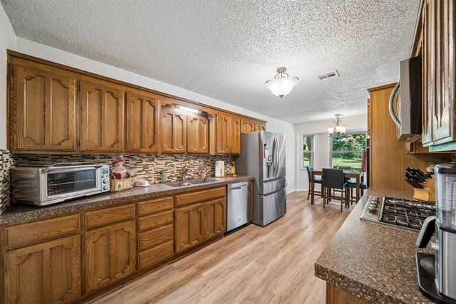 14212 E Dogwood Lane, Claremore, OK 74019